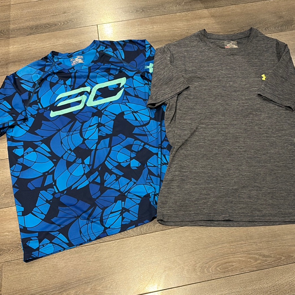 Under Armour Blue Patterned and Gray T-Shirts